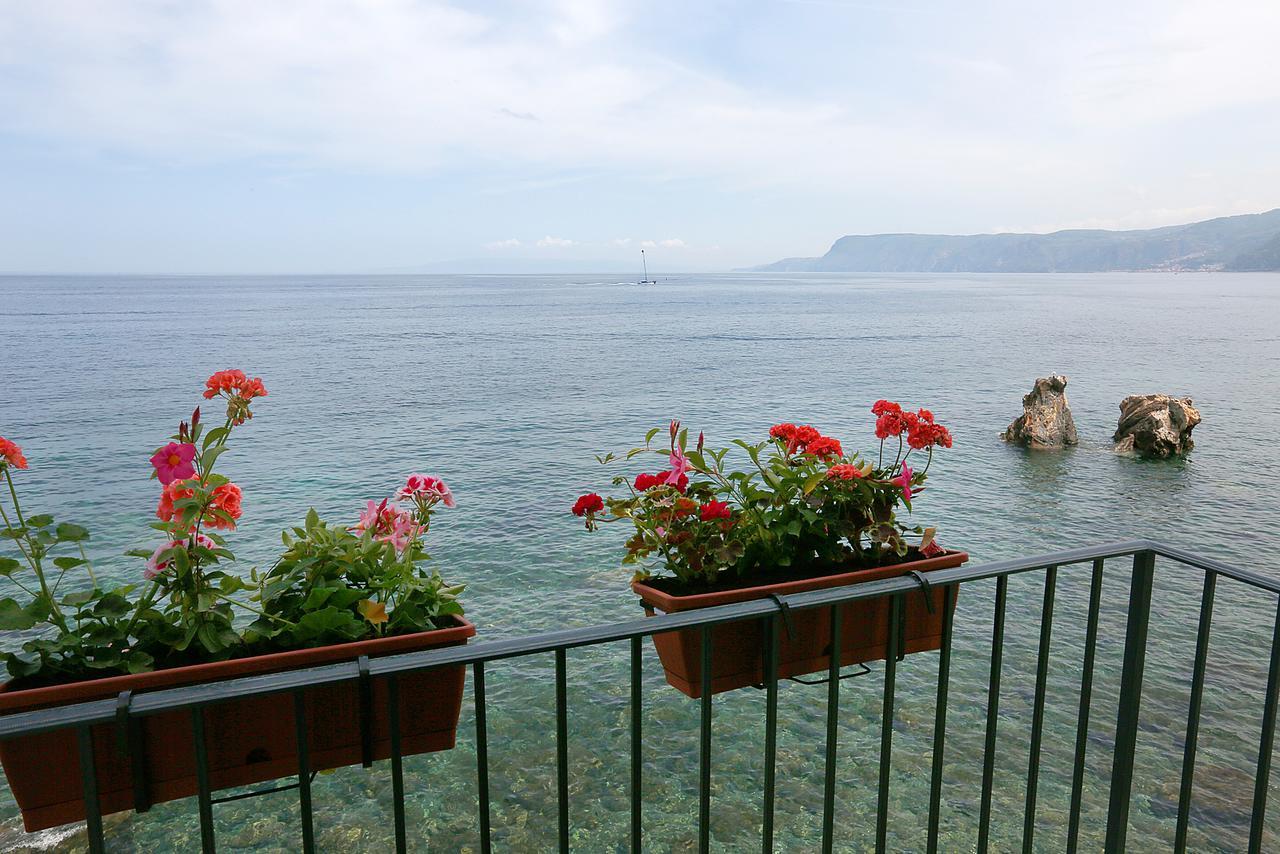 Il Casato Deluxe Rooms Scilla Exterior photo